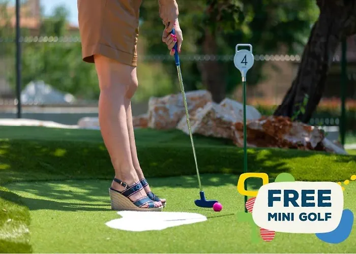 Curitico - Deluxe Private Retreat